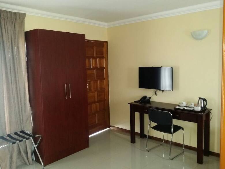 Posada Vido Lodge And Conference Centre Plot 78