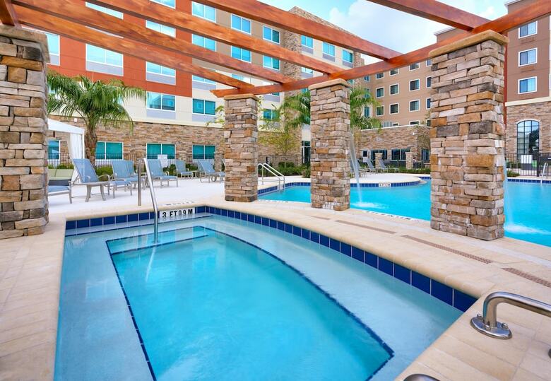 Hotel Staybridge Suites Gainesville I-75