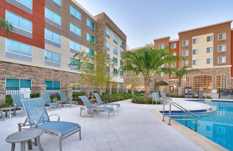 Hotel Staybridge Suites Gainesville I-75