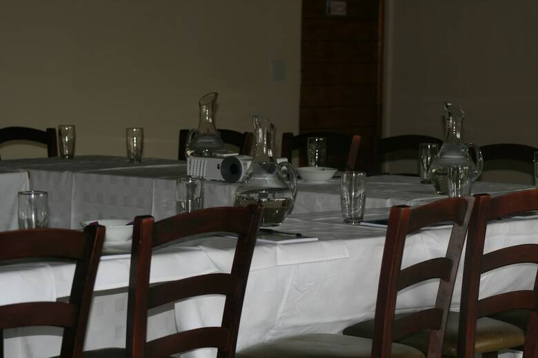 Hotel Hoopoe Haven Guest House