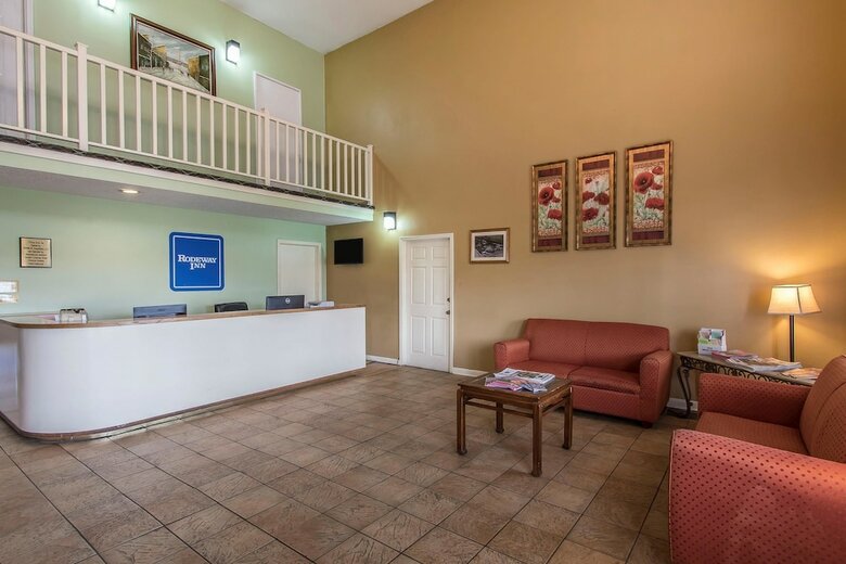 Hotel Rodeway Inn