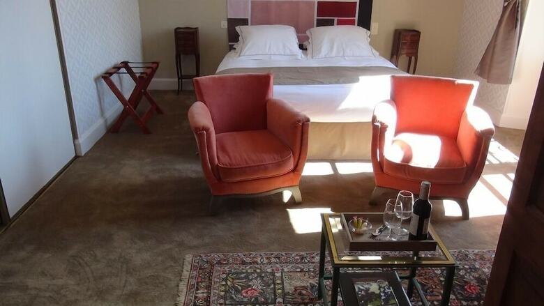 Hotel Ch�teau de Rouffiac Chambres D'h�tes Vignoble de Cahors