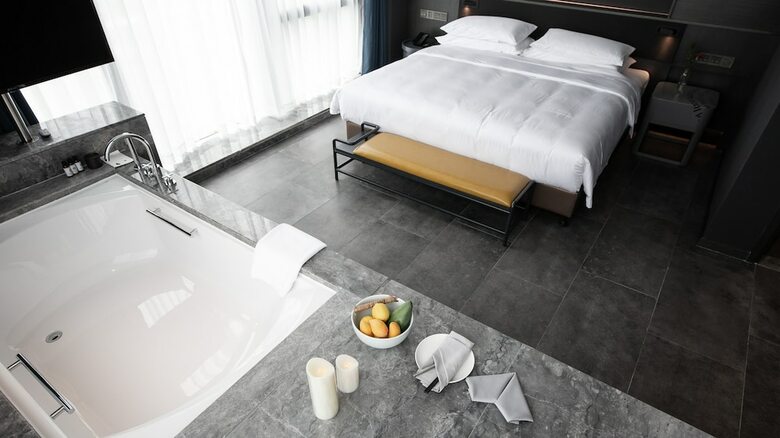 Lucid Xixi Hotel