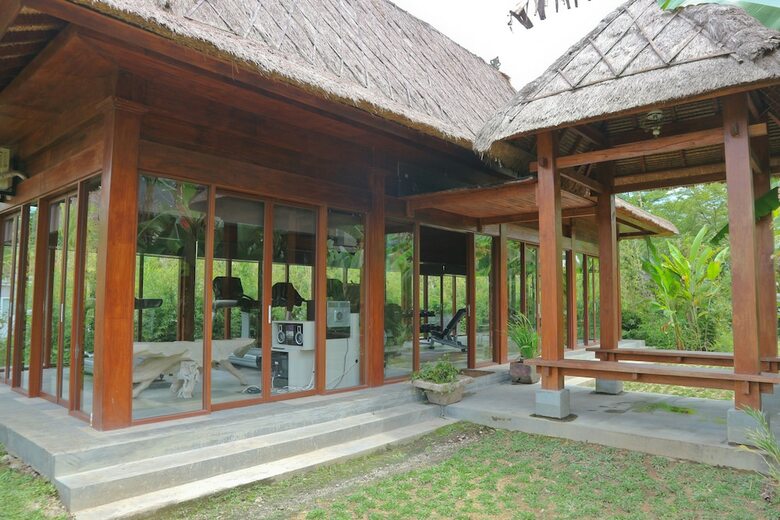 Hotel Grand Mega Resort And Spa Cepu