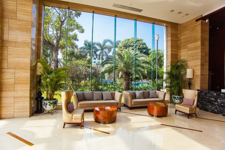 Grand View Hotel