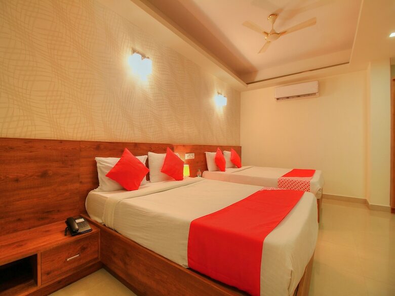 Hotel Oyo 14163 Comforts Inn
