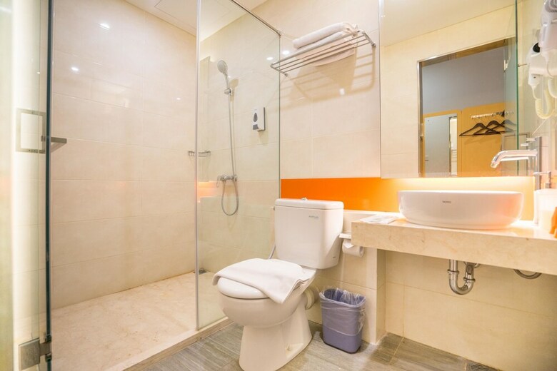 Hotel 7 Days Premium Jatinegara