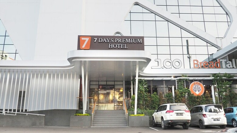 Hotel 7 Days Premium Jatinegara