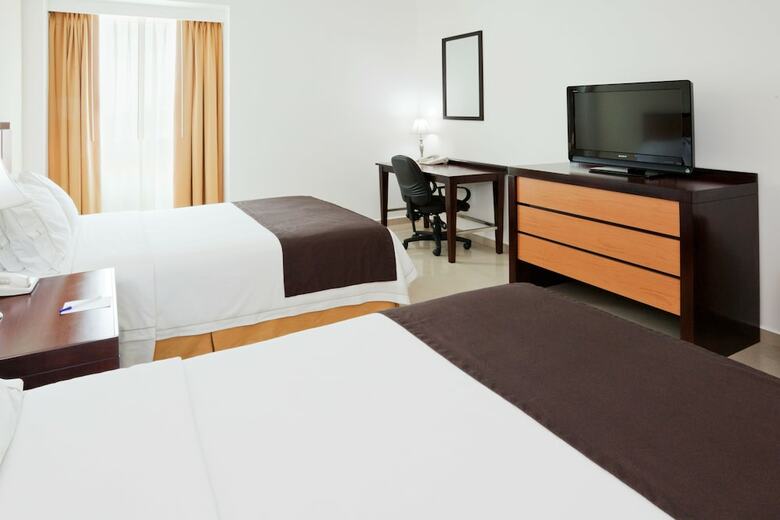 Hotel Holiday Inn Express Paraiso Dos Bocas