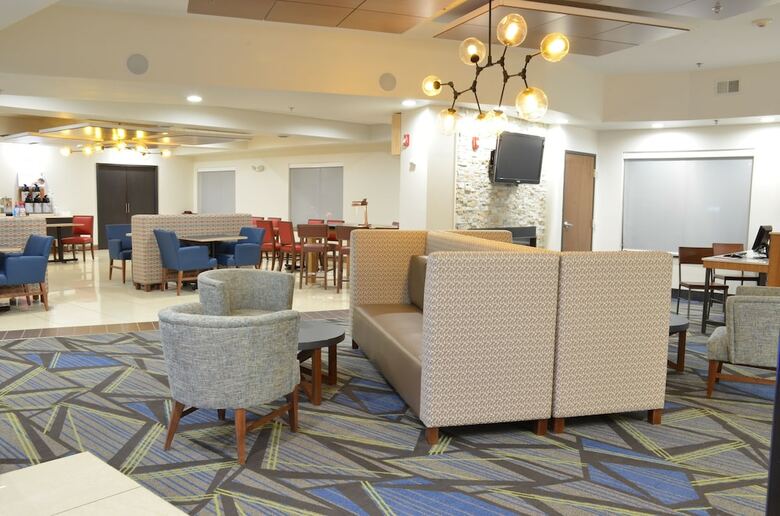 Hotel Holiday Inn Express Waterloo Cedar Falls