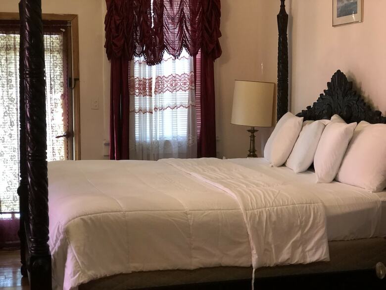 Oakview Bed And Breakfast