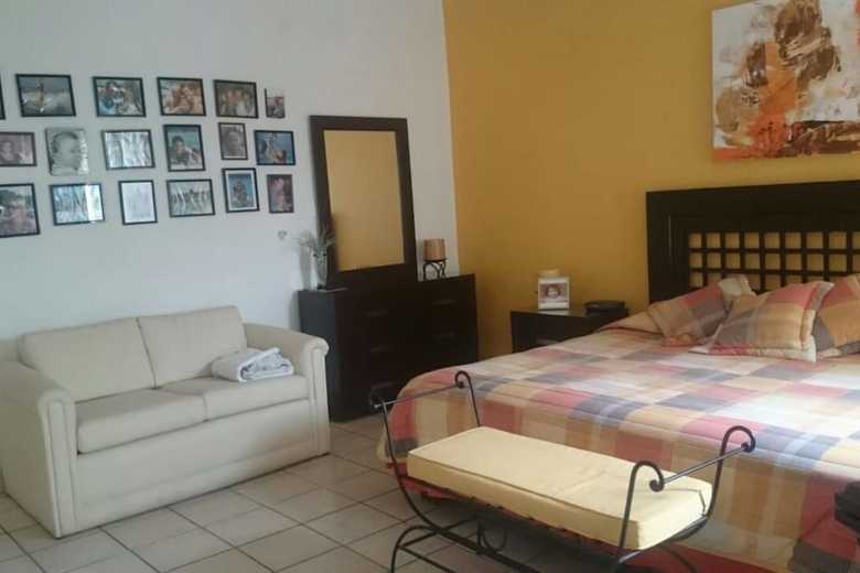 La Casa M�s Bonita de Teques - 30 Personas