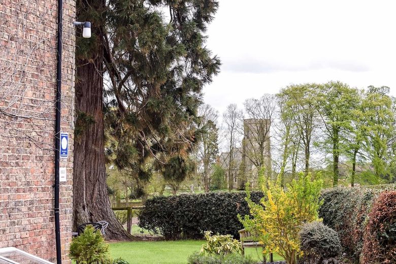 Cundall Lodge Farm Bed & Breakfast