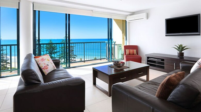 Aparthotel Peninsular Beachfront Resort