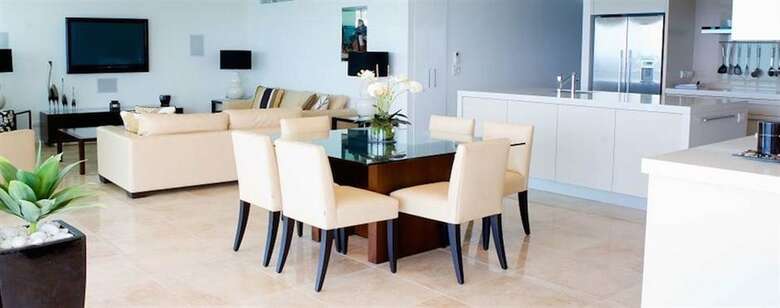 Aparthotel Peninsular Beachfront Resort