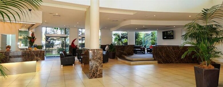 Aparthotel Peninsular Beachfront Resort