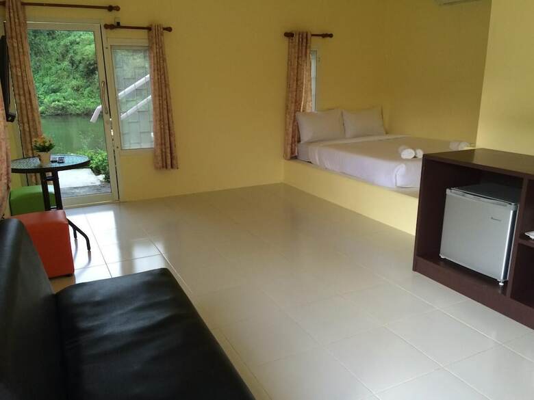 Hotel River & Mountain Resort