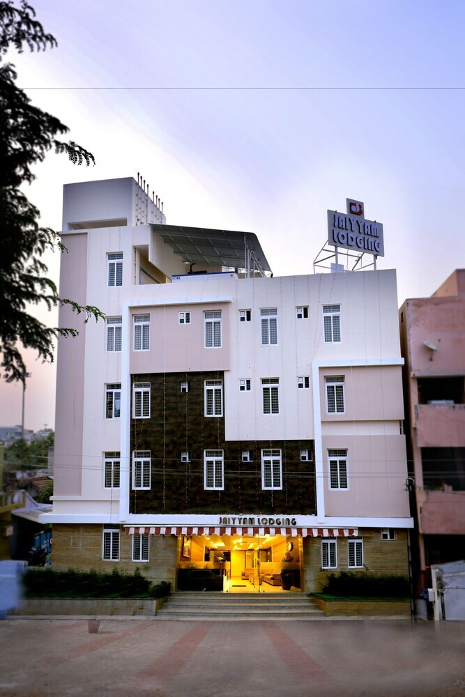 Hotel Jayam