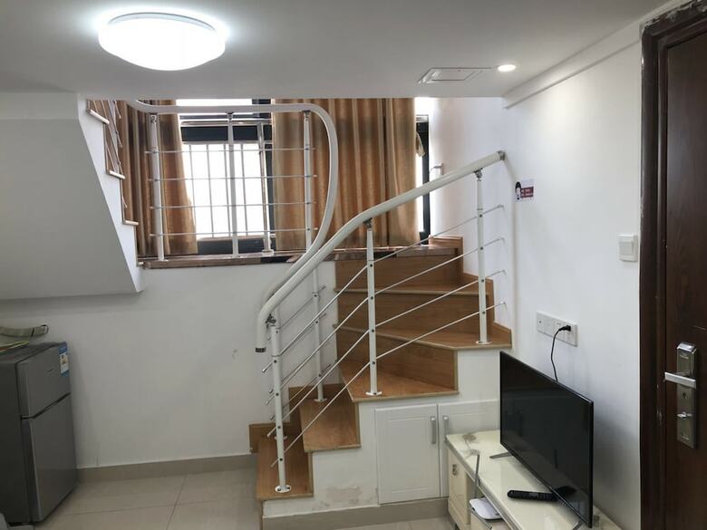 Yunzu Aparthotel (Huanlegu Branch)