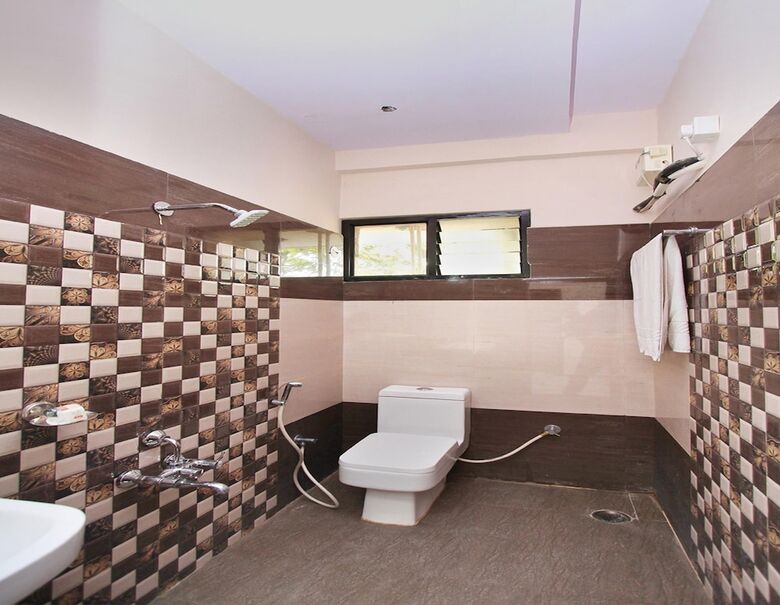 Oyo 13029 Hotel Bestend