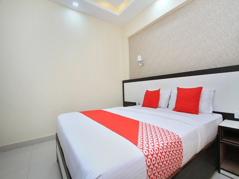 Oyo 13029 Hotel Bestend