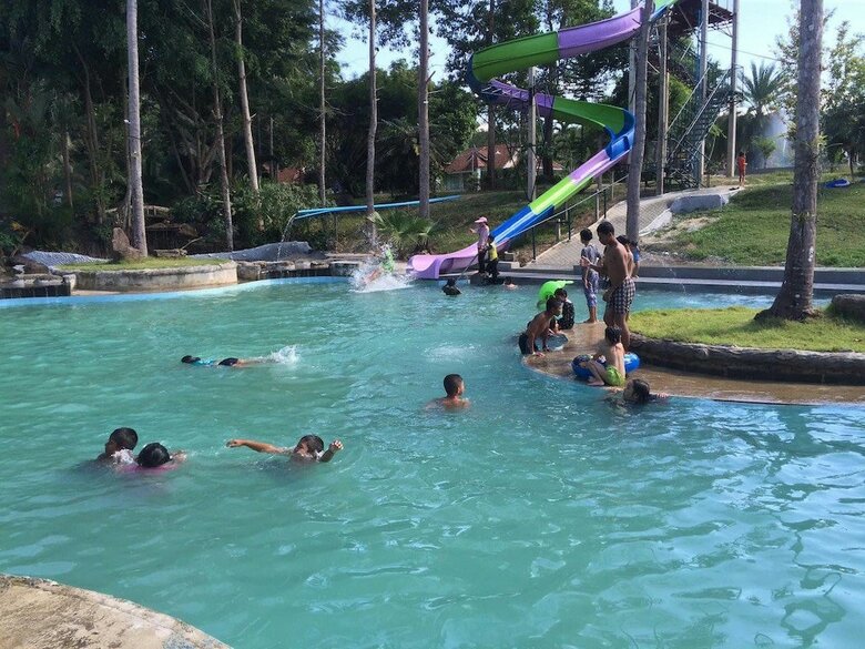 Hotel Ranong Resort And Laguna