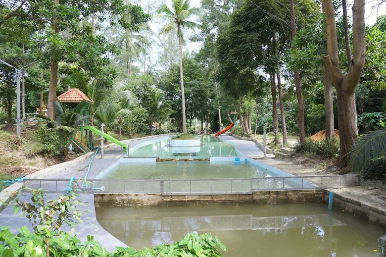Hotel Ranong Resort And Laguna