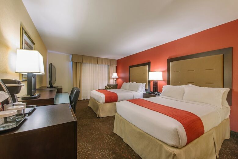 Hotel Holiday Inn Mt. Kisco
