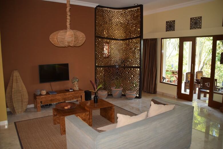 Lovina Villa Resort Puri Bulan