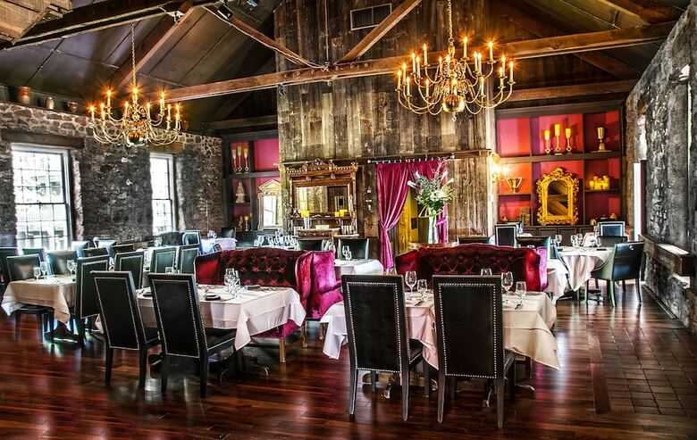 Old Stone Inn Boutique Hotel