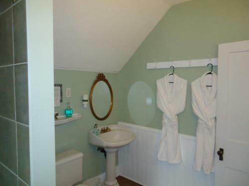 Absolute Elegance Bed And Breakfast