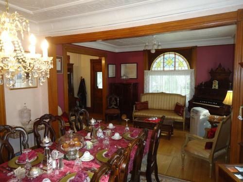 Absolute Elegance Bed And Breakfast