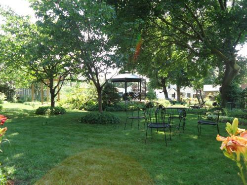 Absolute Elegance Bed And Breakfast