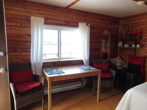 Lodge Cottonwood Bay Resort