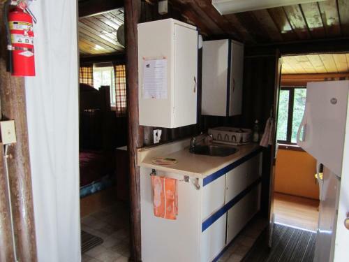 Seawood Bed & Breakfast & Cabins