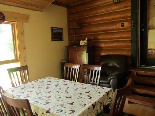 Seawood Bed & Breakfast & Cabins