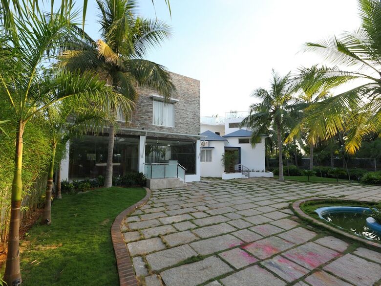 Hotel Oyo 13820 Coco Retreat Farm