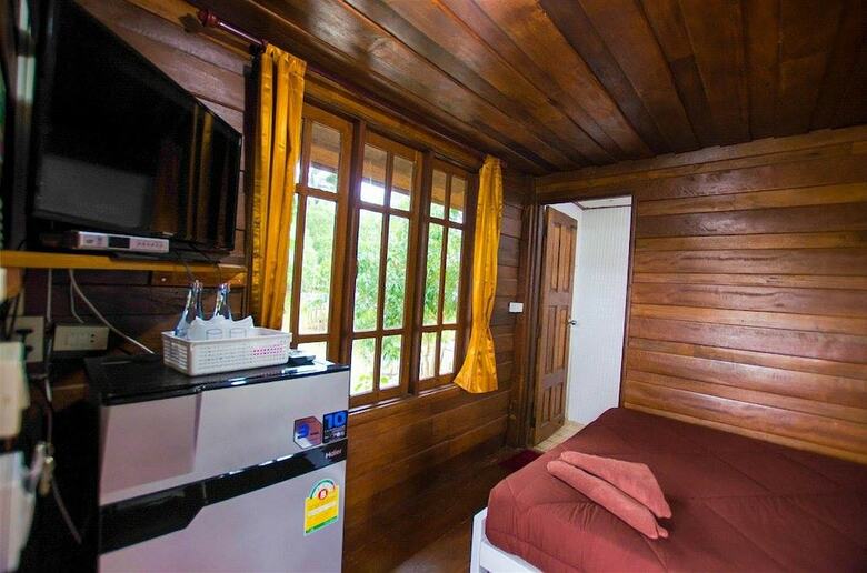 Hotel Baanmai Resort