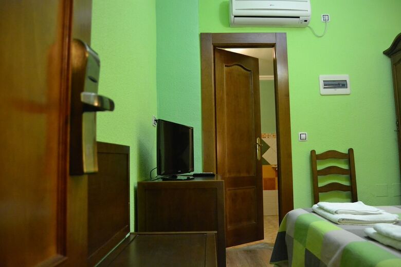 Pension Rural El Ma�o