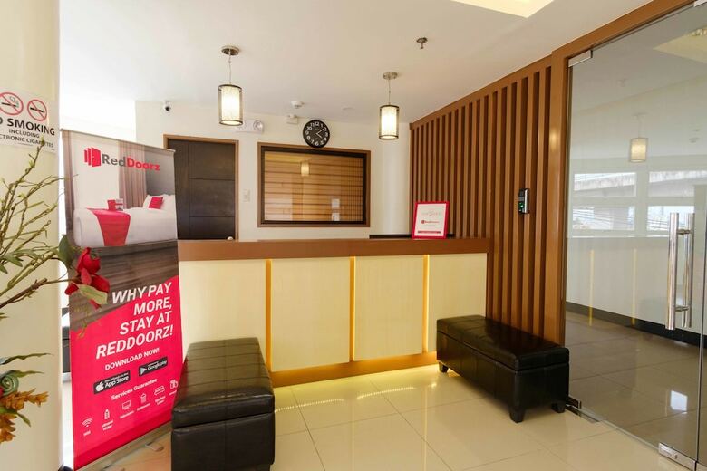 Hotel Reddoorz Plus @ Edsa Congressional