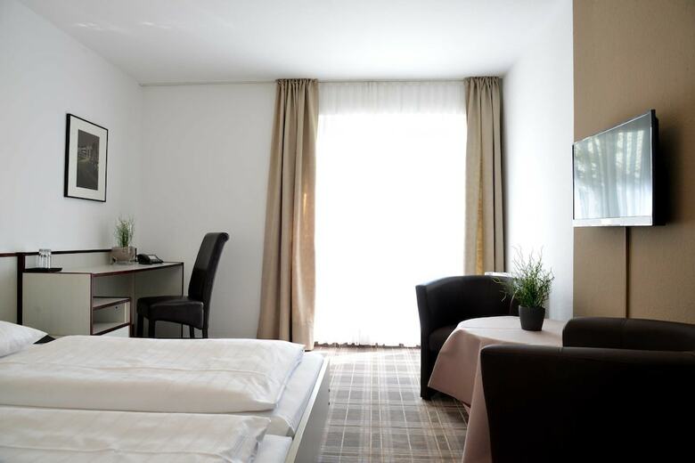 Bed & Breakfast Arnimsruh Hotel Garni