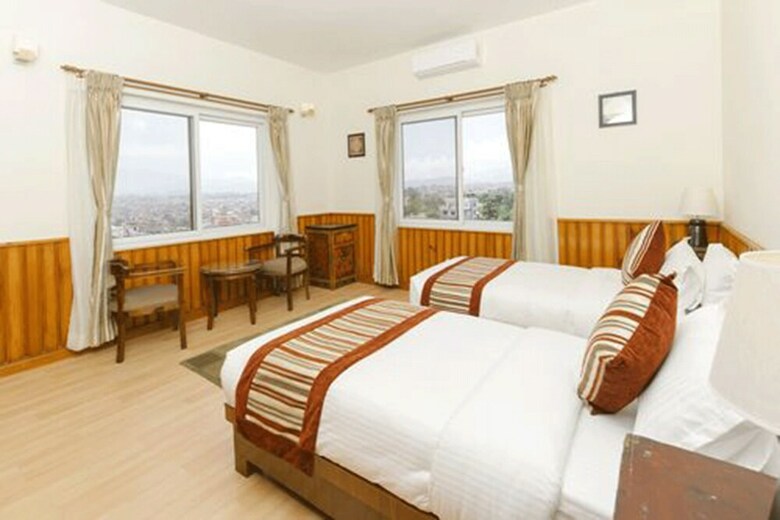 Hotel Mukhum International