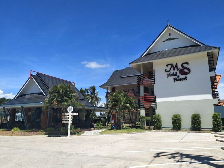 Ms Hotel & Resort Si Racha