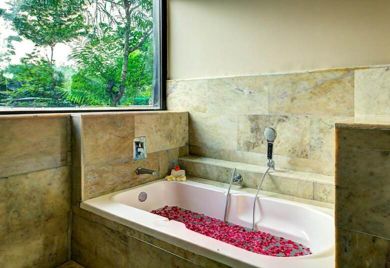 Hotel Samskara Resort & Spa Jaipur