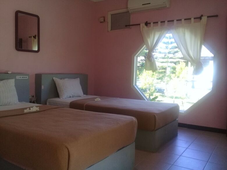 Purnama Beach Hotel Lombok