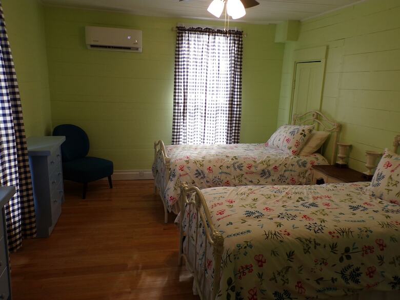 Memory Lane Bed And Breakfast