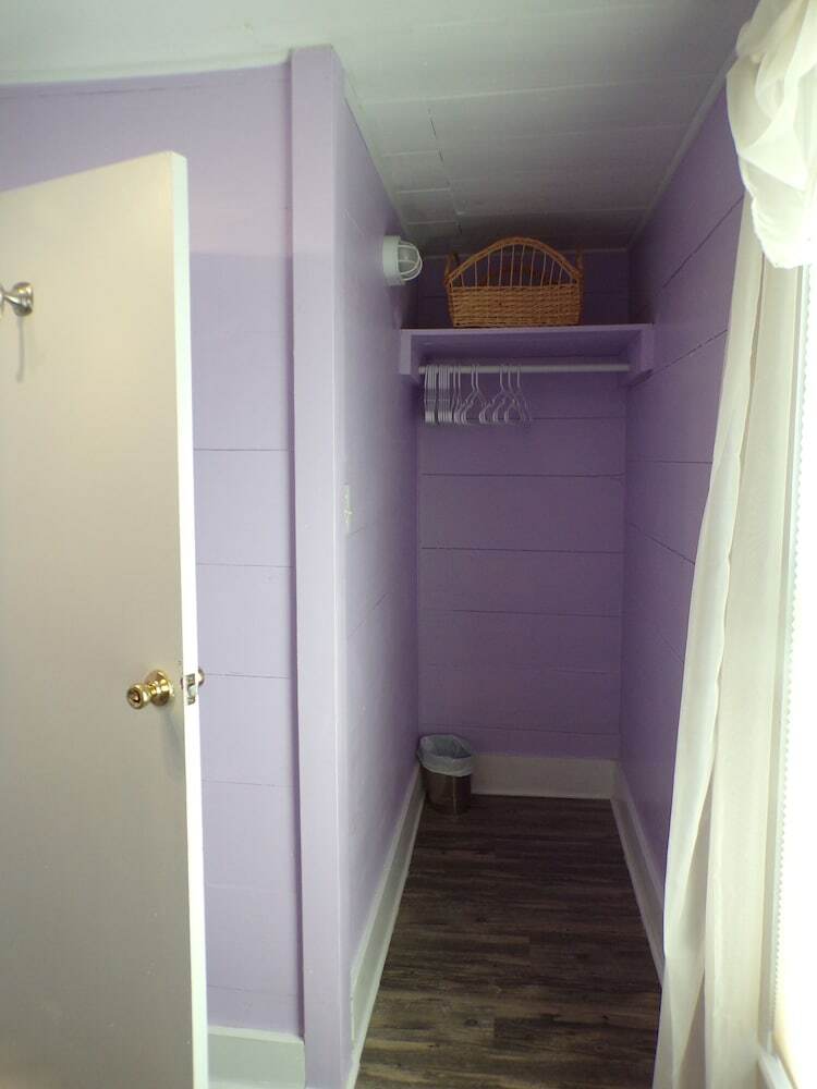 Memory Lane Bed And Breakfast