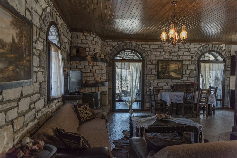 Villa Stone Mansion Anavryti