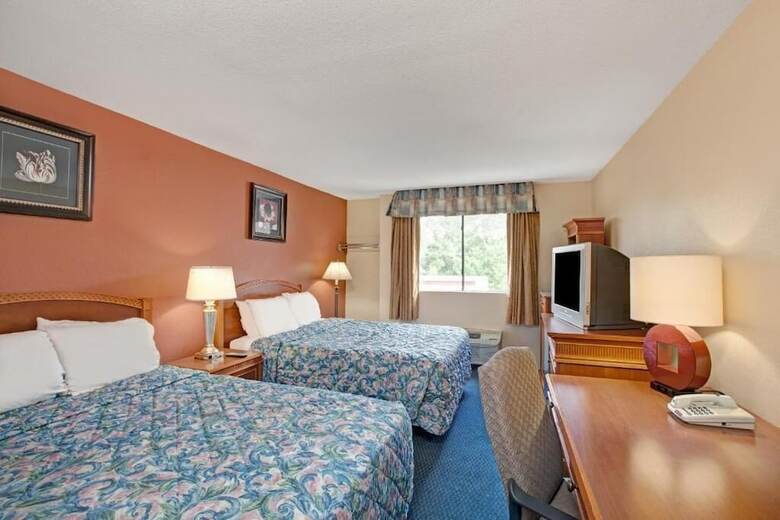 Motel Monte Carlo Inn