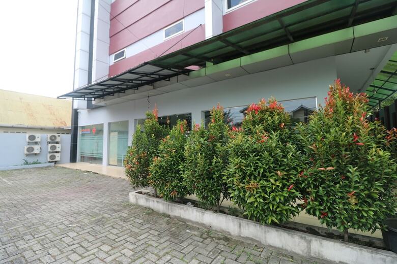 Hotel Reddoorz @ Jalan Krakatau Medan